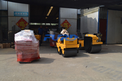 福瑞得機(jī)械手扶雙輪壓路機(jī)，手扶單輪壓路機(jī)，座駕壓路機(jī)及時(shí)包裝發(fā)貨